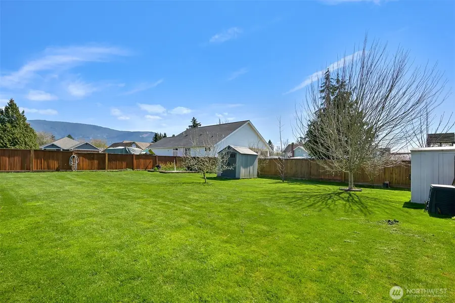 403 Westview Place, Nooksack, WA 98276 - #3
