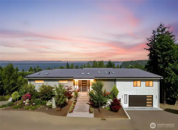 27 Seafarer Lane, Port Ludlow, WA 98365