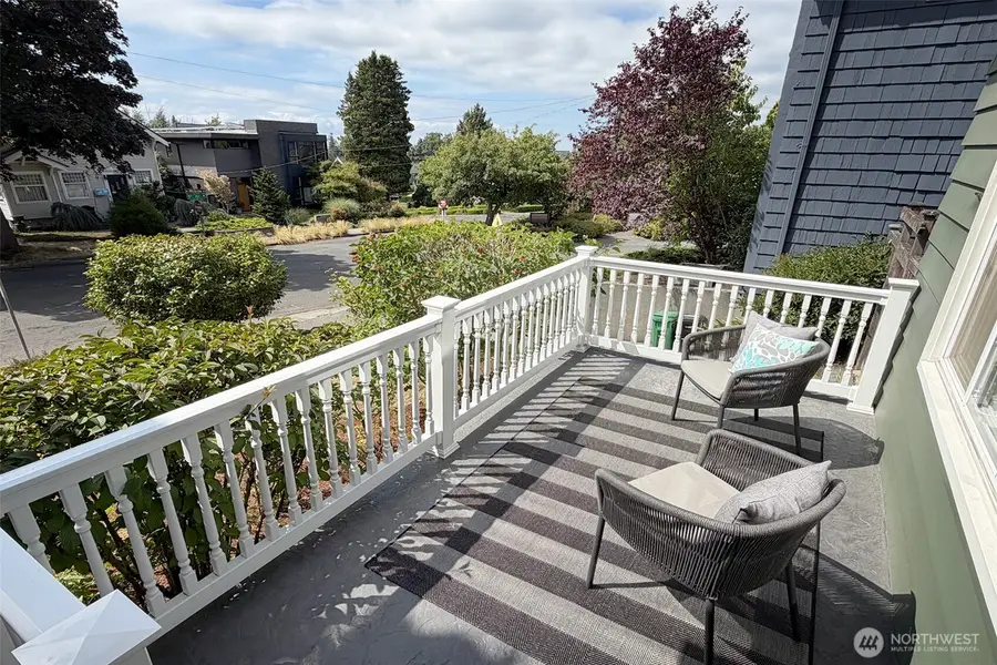 2448 1st Avenue W, Seattle, WA 98119 - #3