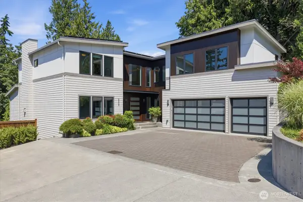9909 111th Avenue Ne, Kirkland, WA 98033