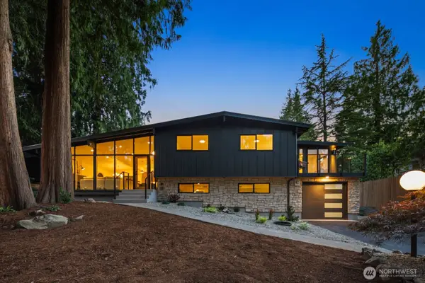 19830 82nd Place W, Edmonds, WA 98026