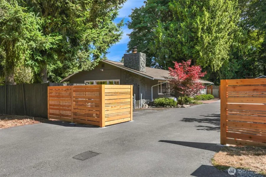 1527 NE 123rd Street, Seattle, WA 98125 - #2