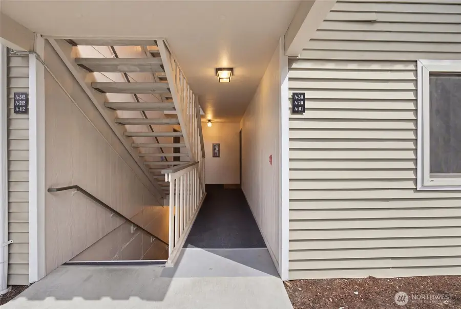 18200 NE 73rd Avenue #A111, Kenmore, WA 98028 - #3