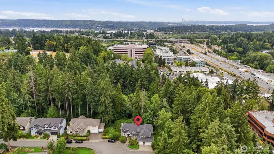 3697 134th Ave Se, Bellevue, WA 98006 - #3
