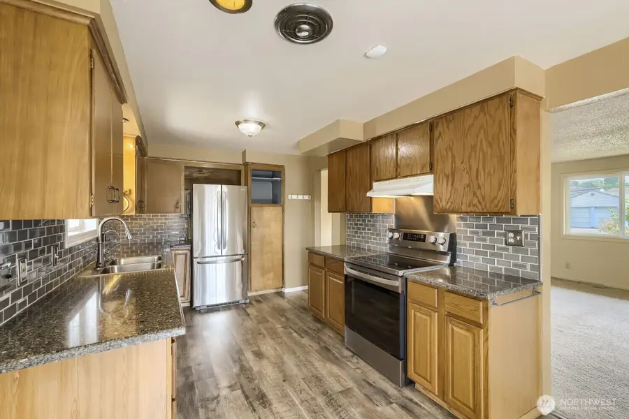 7718 S 120th St, Seattle, WA 98178 - #2