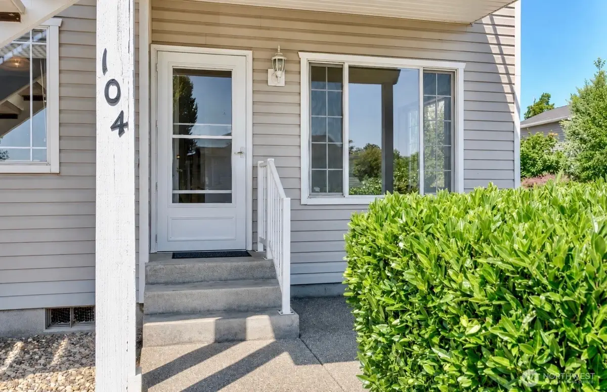 725 Judson Street #104, Lynden, WA 98264 - #1