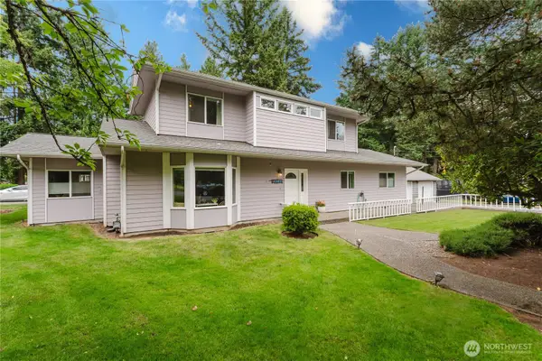 8706 NE 135th Place, Kirkland, WA 98034