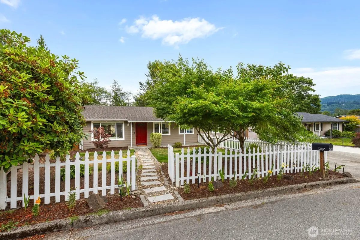 17606 Se 121st Pl, Renton, WA 98059 - #1