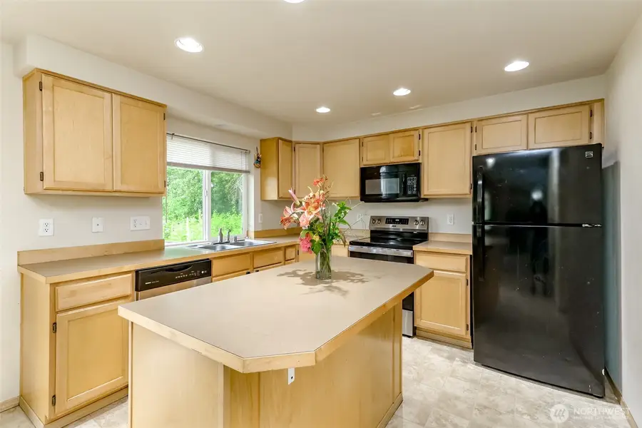 113 5th Avenue Sw, Pacific, WA 98047 - #3
