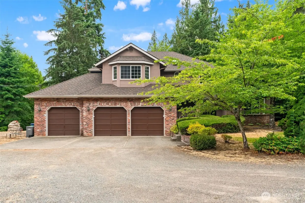 18325 214th Ave Ne, Woodinville, WA 98077 - #1