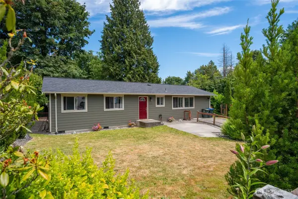 5984 Sunshine Drive, Ferndale, WA 98248