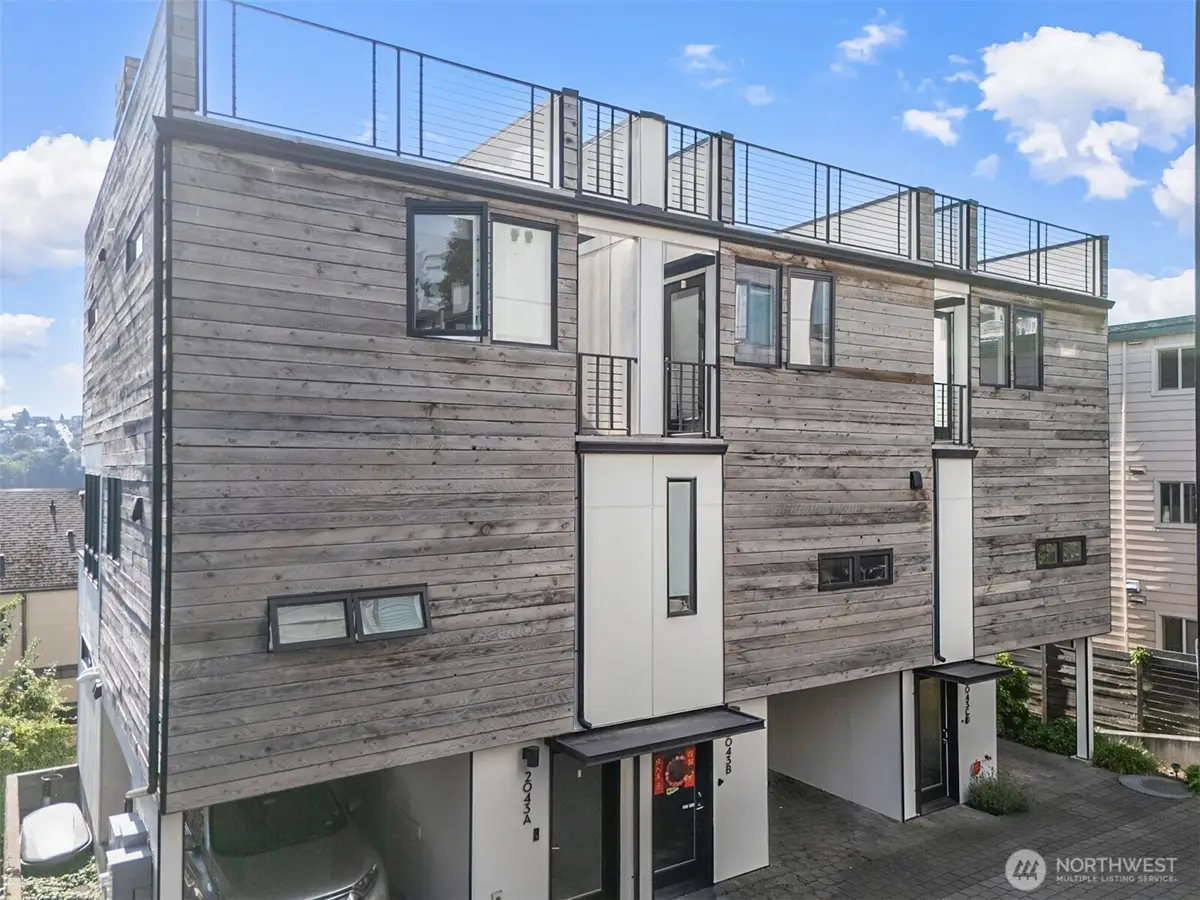 2043 13th Avenue W, Seattle, WA 98119 - #1