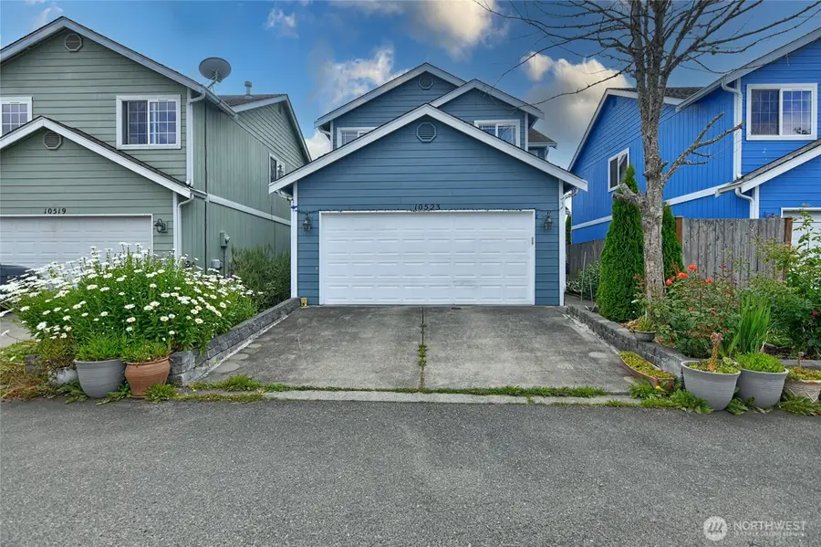 10523 7th Avenue W #8, Everett, WA 98204 - #2