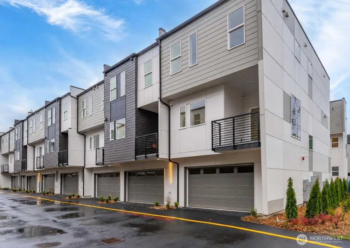 11544 17th Circle Sw, Burien, WA 98146 - #1