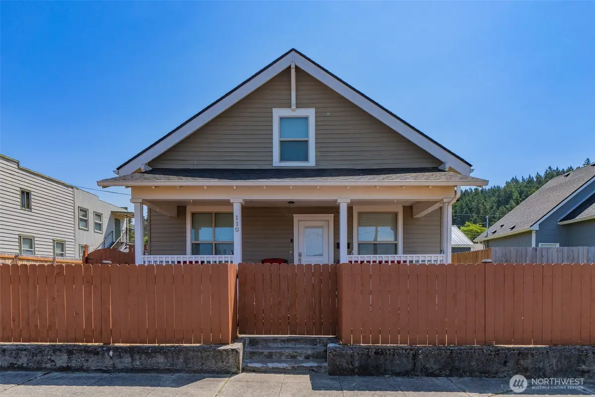 110 S Gold Street, Centralia, WA 98531 - #1