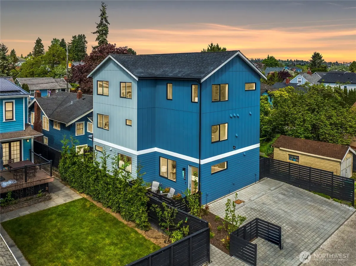 713 N 70th Street, Seattle, WA 98103 - #1