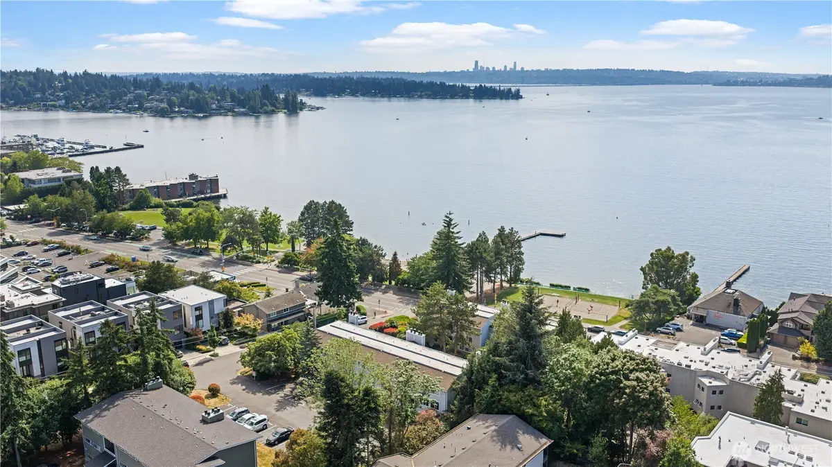 10110 NE 60th Street #104, Kirkland, WA 98033 - #1