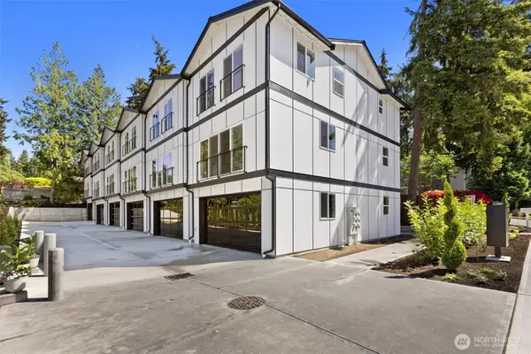 7103 210 Street Sw #F, Edmonds, WA 98026
