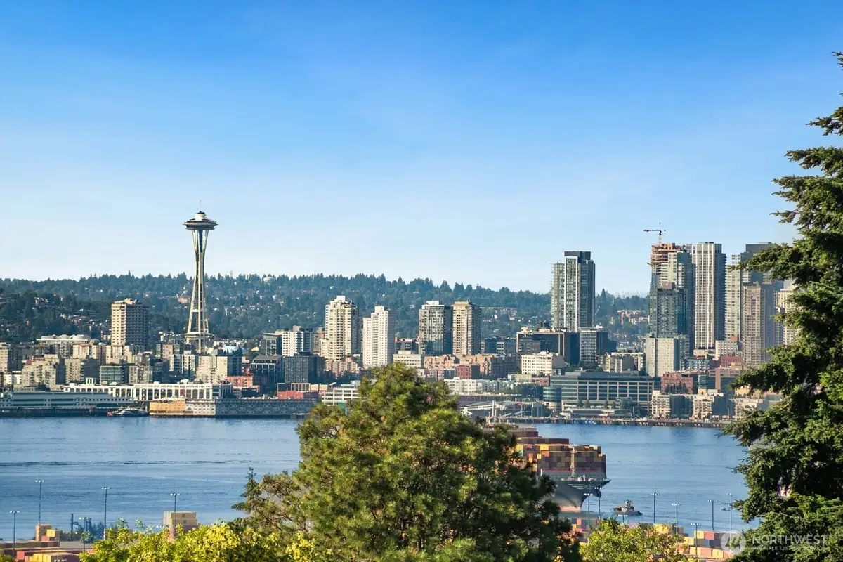 5053 35th Avenue Sw, Seattle, WA 98126 - #1