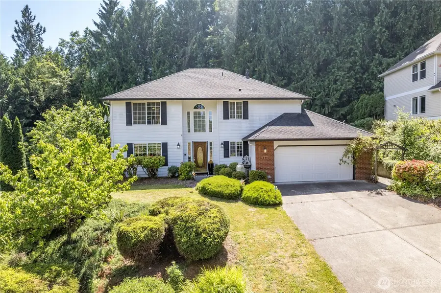 215 W St James Place, Longview, WA 98632 - #2