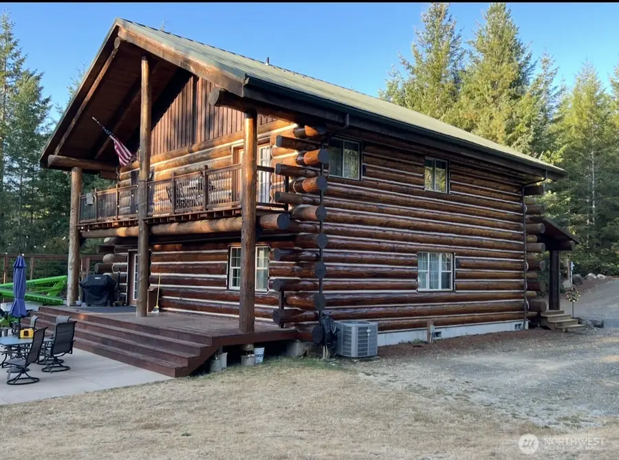 40 E Seahawks Way, Belfair, WA 98528 - #3