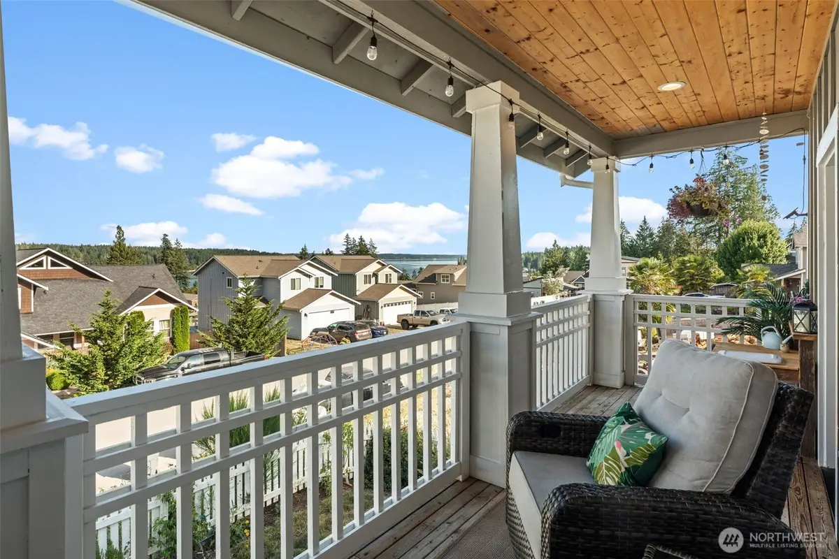 41 E Blackwell Street, Allyn, WA 98524 - #1