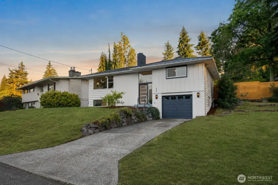 529 S 302nd Street, Federal Way, WA 98003 - #2