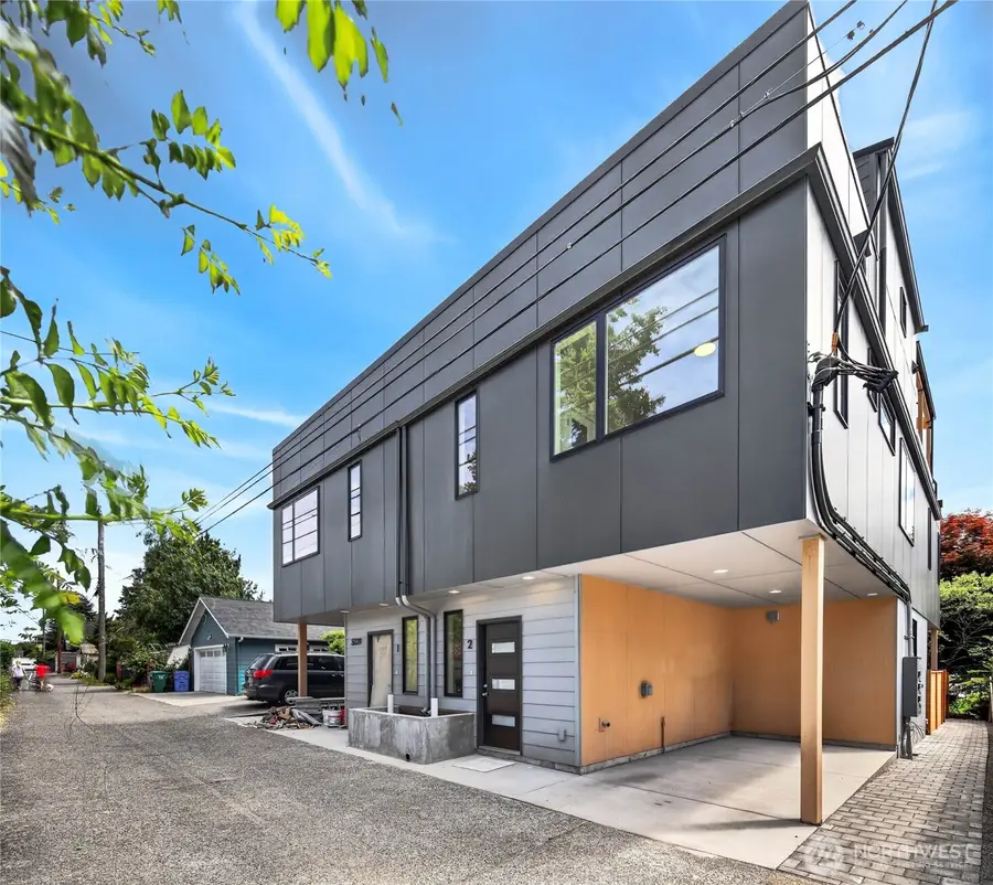 5039 41st Avenue Sw, Seattle, WA 98136 - #3