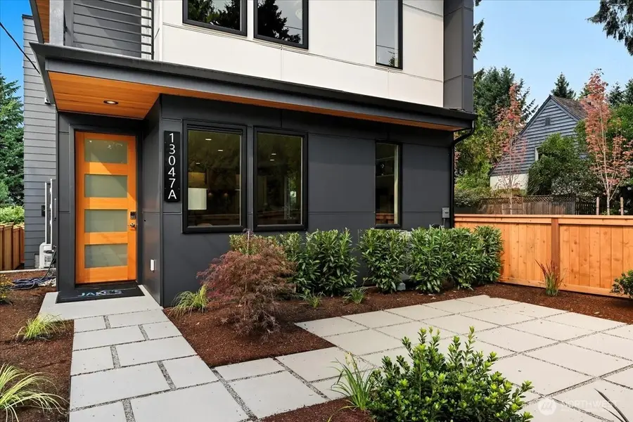 13047 39th Avenue Ne #A, Seattle, WA 98125 - #2
