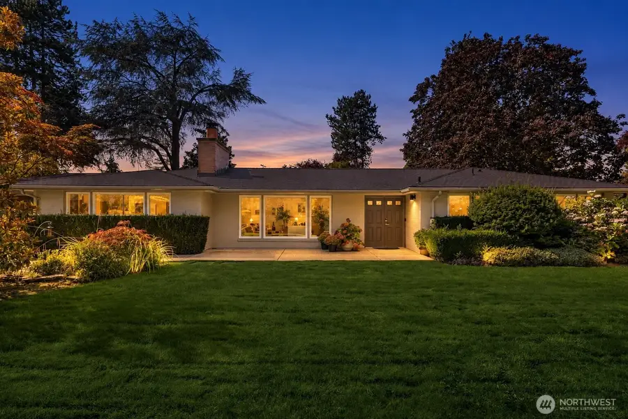 3001 Hunts Point Road, Bellevue, WA 98004 - #2