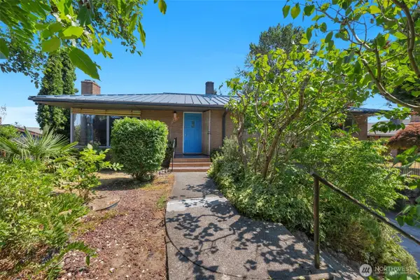 10412 61st Avenue S, Seattle, WA 98178
