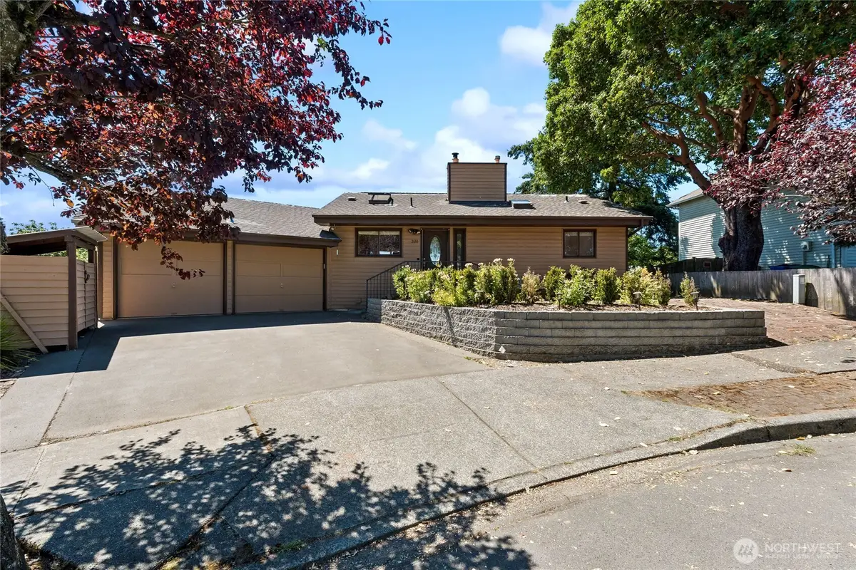 2610 NE 5th Court, Renton, WA 98056 - #1
