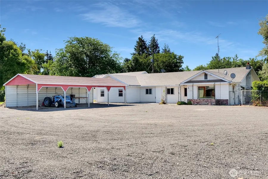 11801 K Road Ne, Moses Lake, WA 98837 - #2