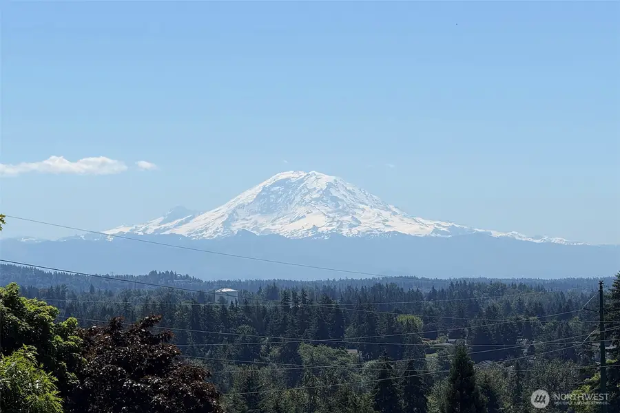 8211 128th Avenue Se, Newcastle, WA 98056 - #2