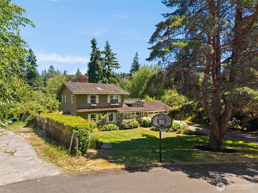 5356 Ruby Place Ne, Bainbridge Island, WA 98110 - #3