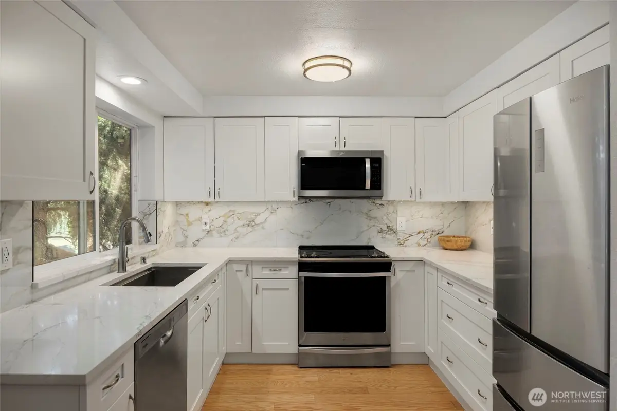 4231 NE 5th Street #B203, Renton, WA 98059 - #1