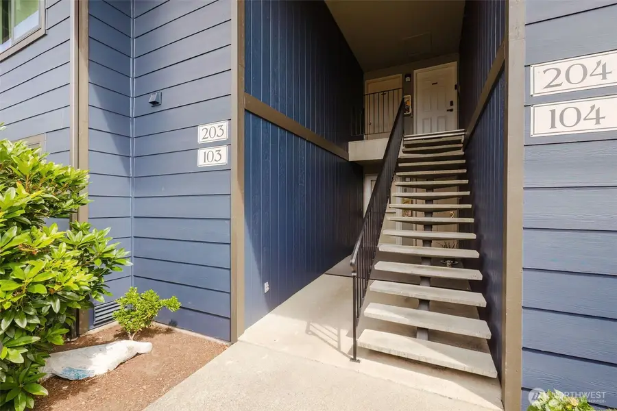 3580 Narrows View Lane Ne #103, Bremerton, WA 98310 - #2