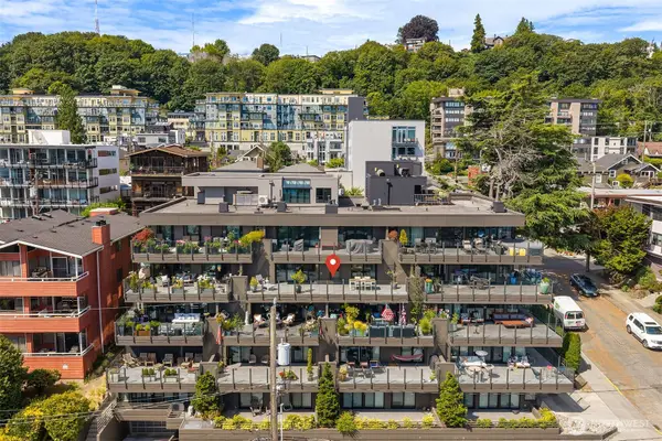2040 Waverly Place N #302, Seattle, WA 98109