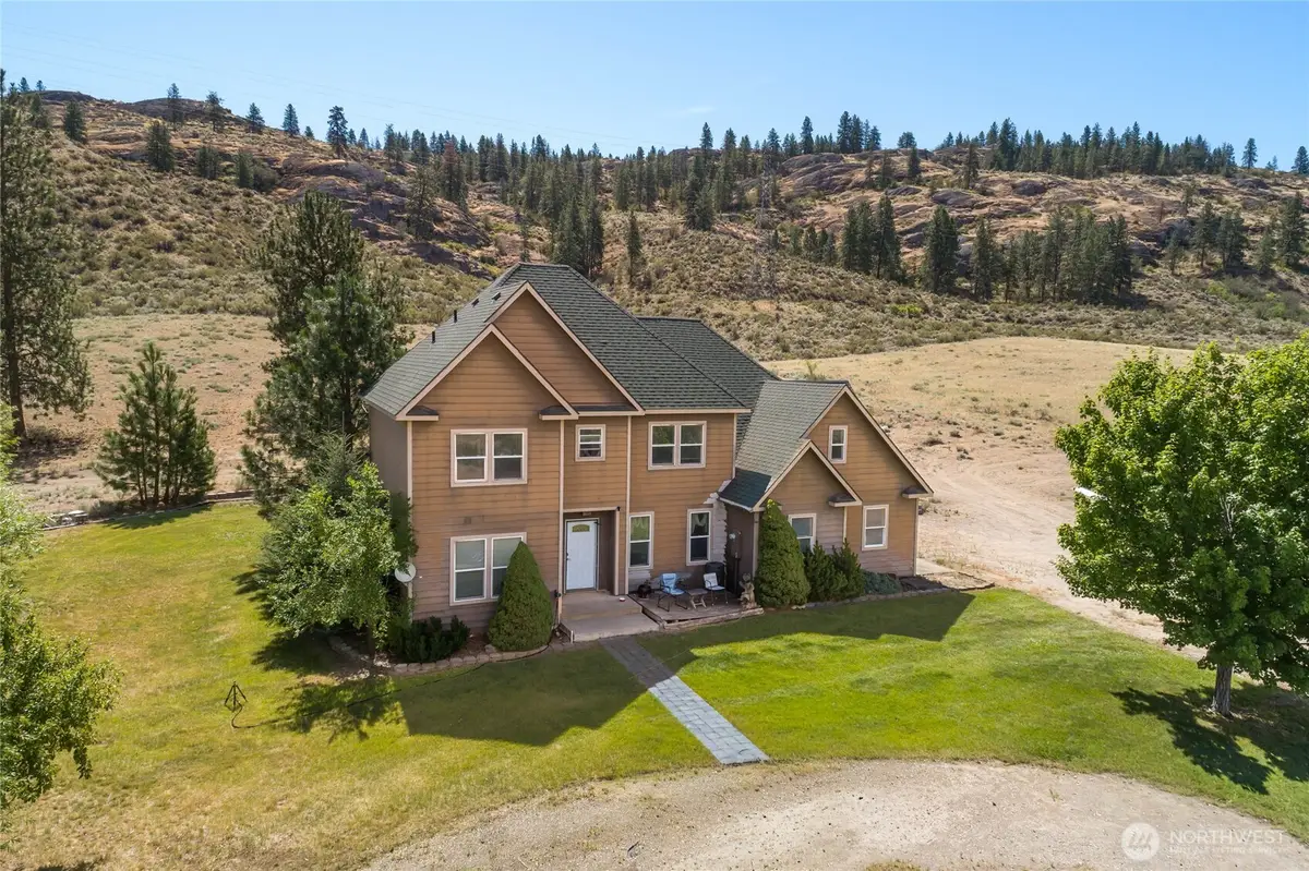 44 Crumbacher Road, Tonasket, WA 98855 - #1