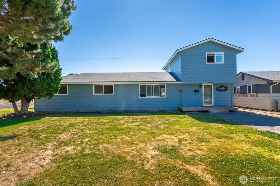 1608 C St. Sw, Ephrata, WA 98823 - #2