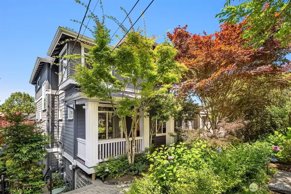 1109 33rd Avenue E, Seattle, WA 98112