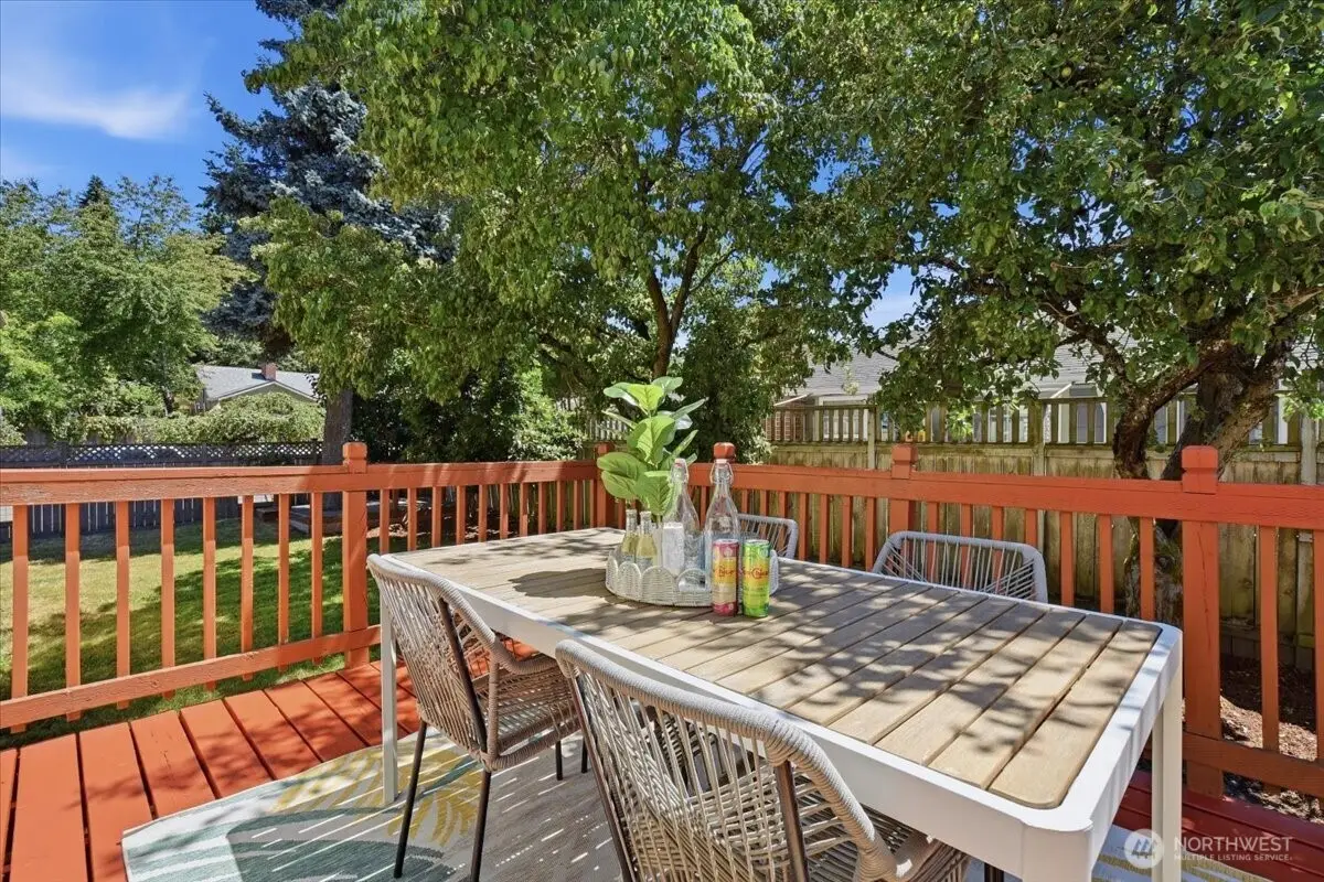 8109 15th Avenue Sw, Seattle, WA 98106 - #1