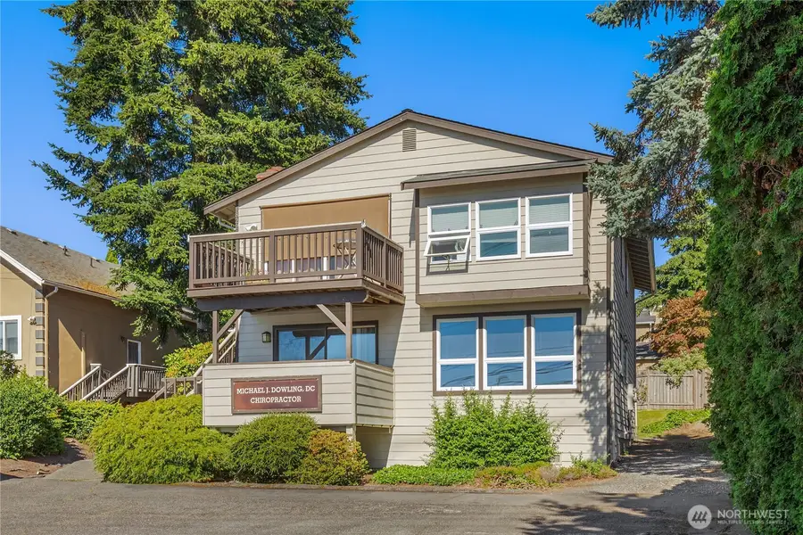 822 6th Street S, Kirkland, WA 98033 - #2