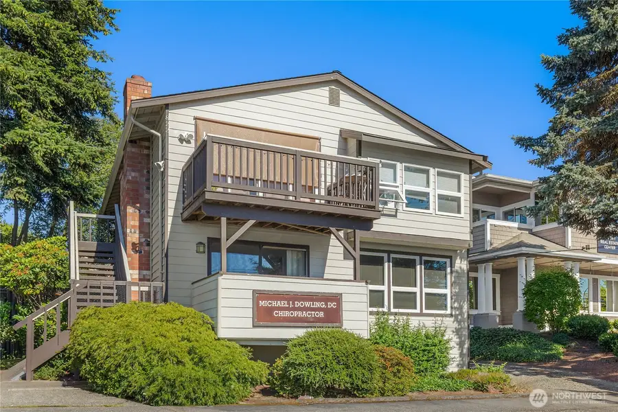 822 6th Street S, Kirkland, WA 98033 - #3