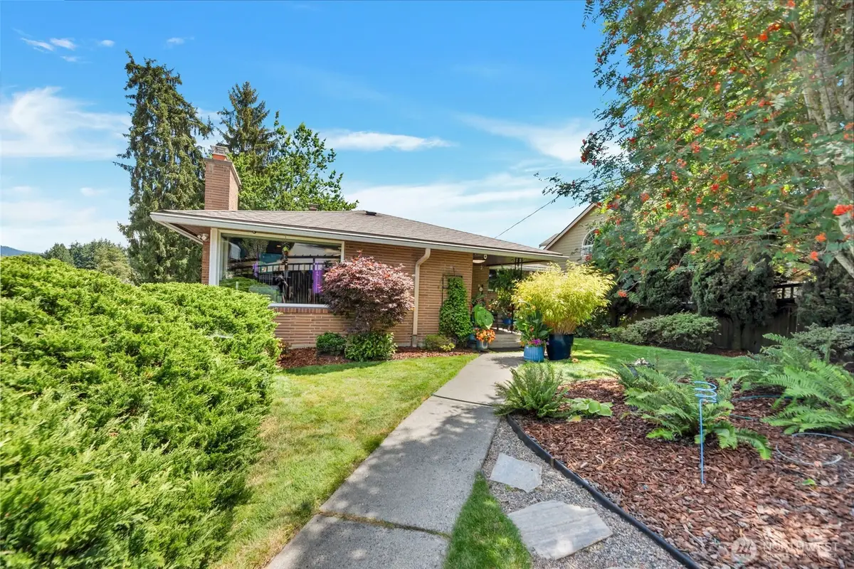 12200 85th Avenue S, Seattle, WA 98178 - #1