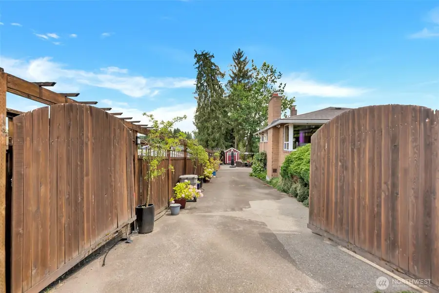 12200 85th Avenue S, Seattle, WA 98178 - #2