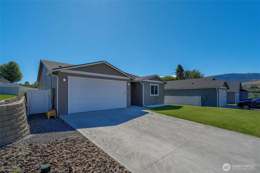 1133 S New Oak Lane, East Wenatchee, WA 98802 - #3