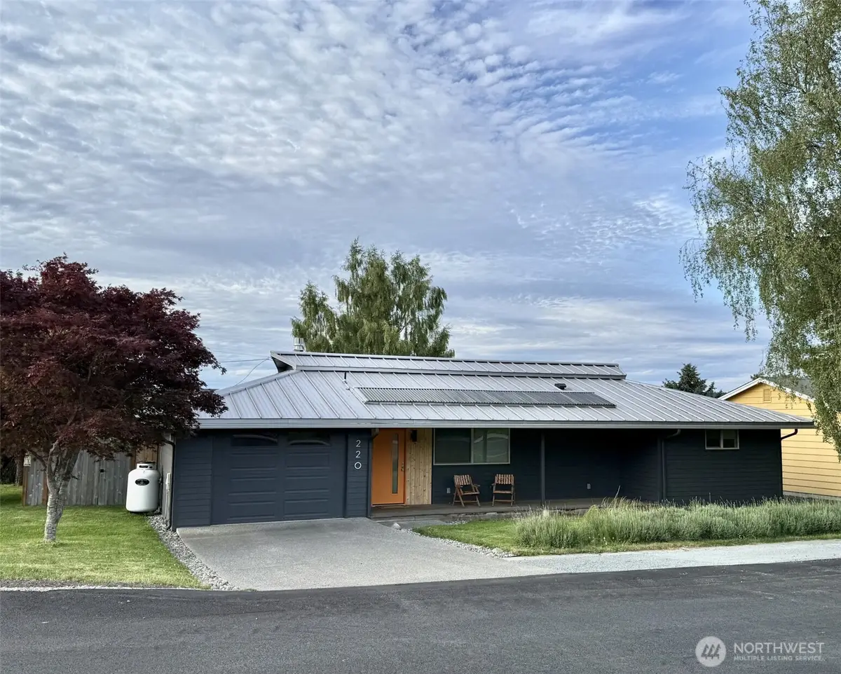 220 Sixth Street, Langley, WA 98260 - #1