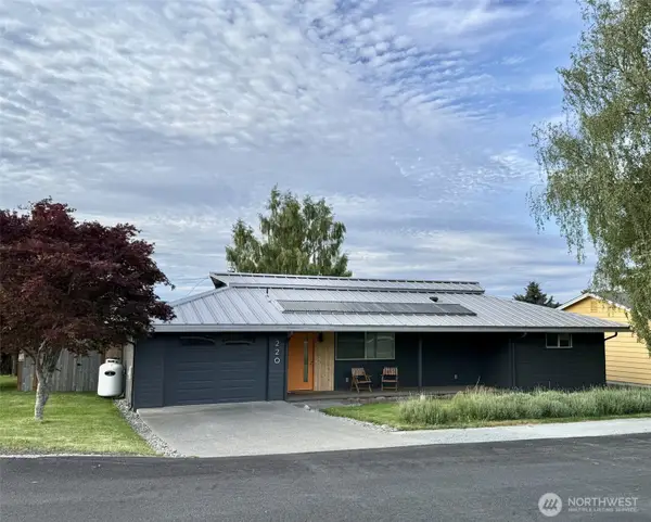 220 Sixth Street, Langley, WA 98260