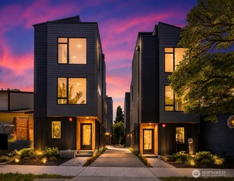 4105 25th Avenue Sw, Seattle, WA 98106 - #1